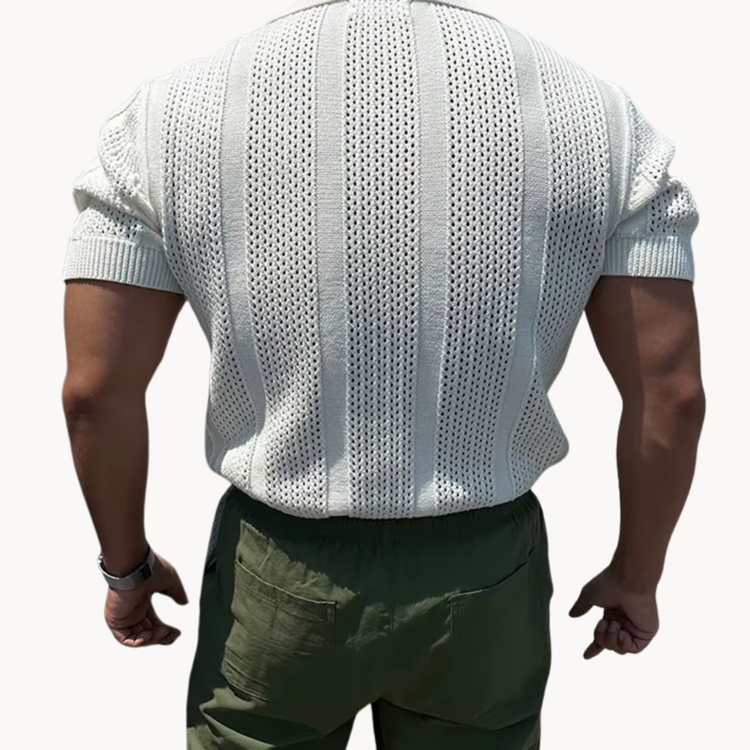 Camisa de Malla con Cuello Abierto